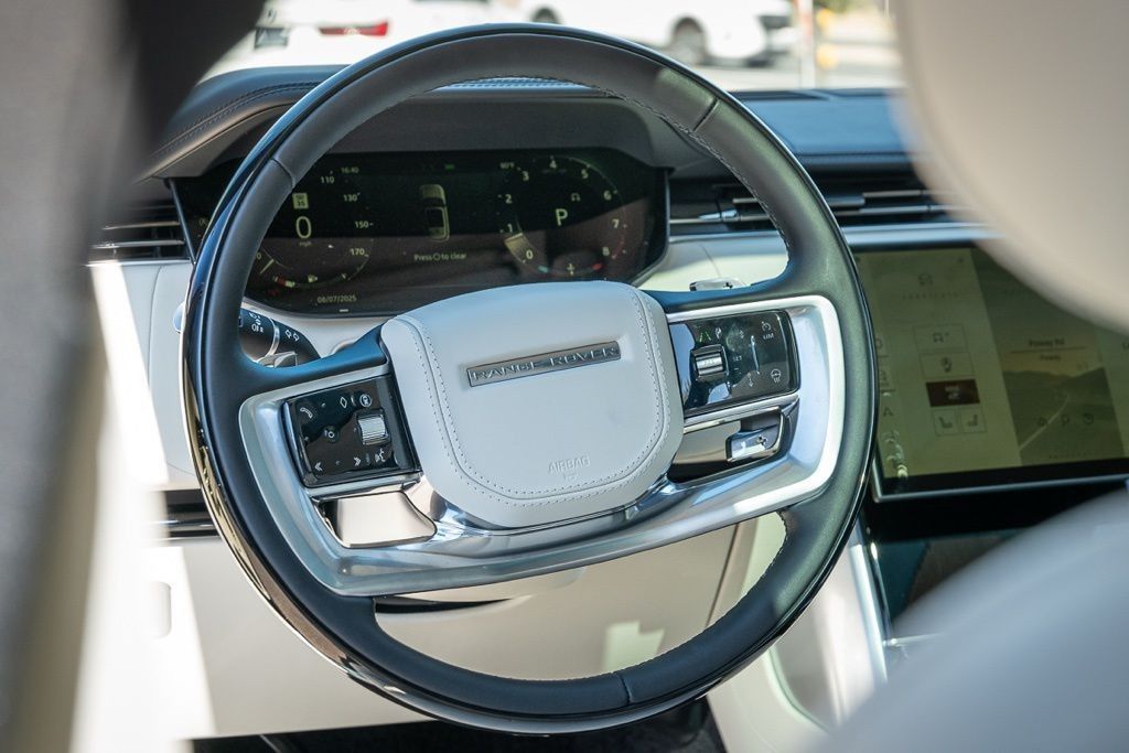 2025 Land Rover Range Rover Autobiography - Photo 20
