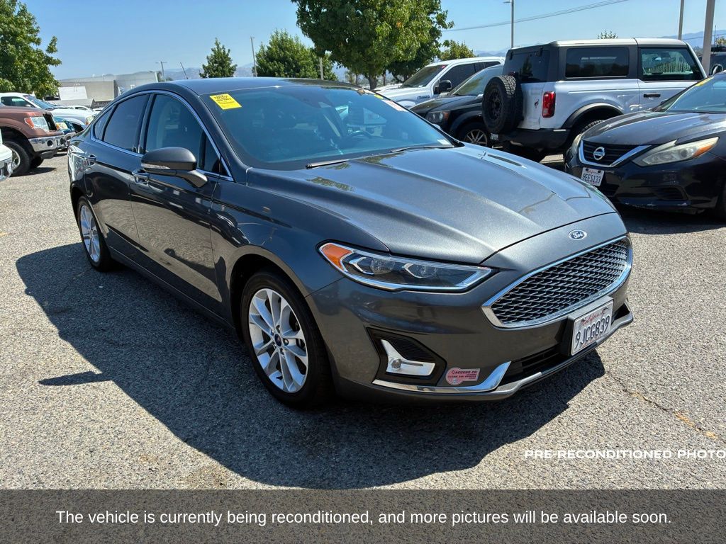 2020 Ford Fusion Energi Titanium photo 3