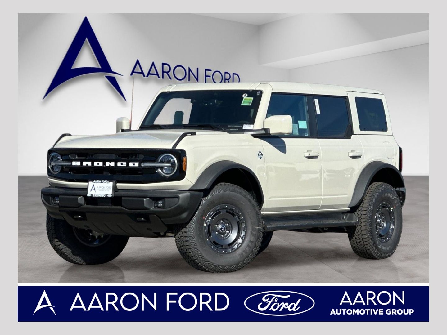 2025 Ford Bronco 4-Door Outer Banks's photo
