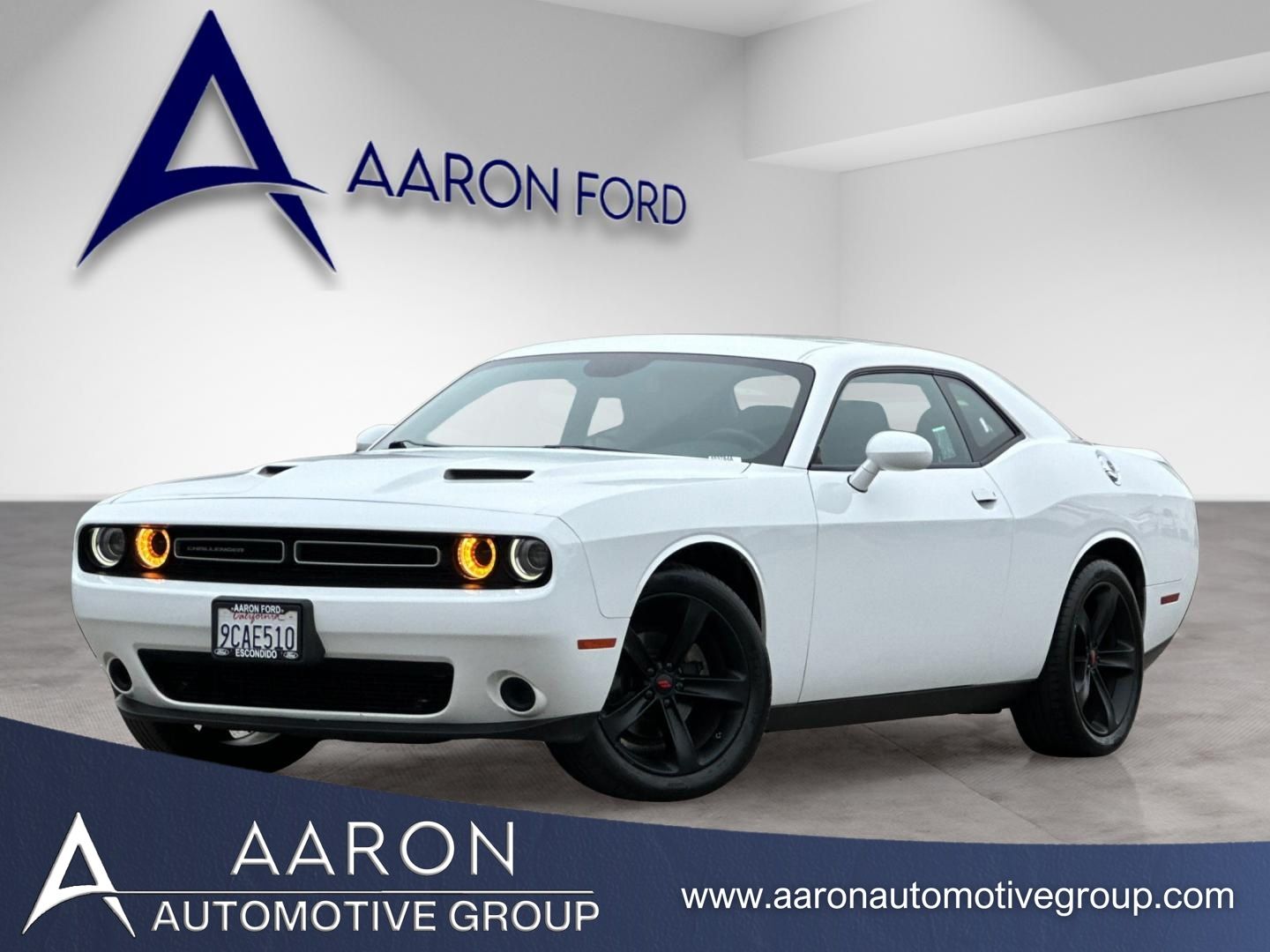 2022 Dodge Challenger SXT Auto's photo