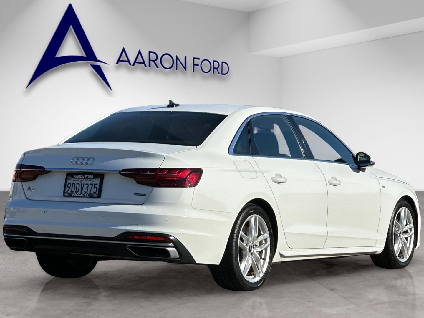 2023 Audi A4 45 S Line Premium Plus photo 5