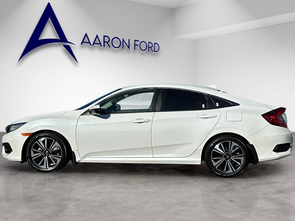 Used 2017 Honda Civic EX-T Sedan