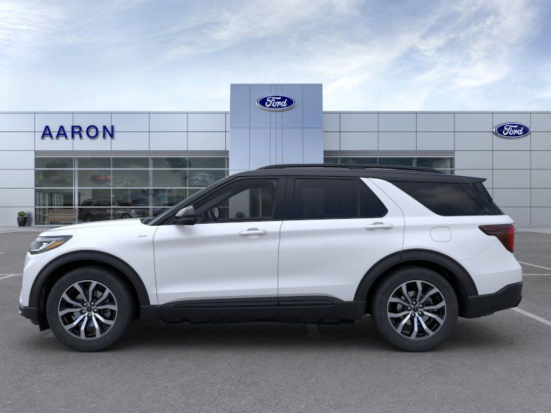 2025 Ford Explorer ST-Line photo 3