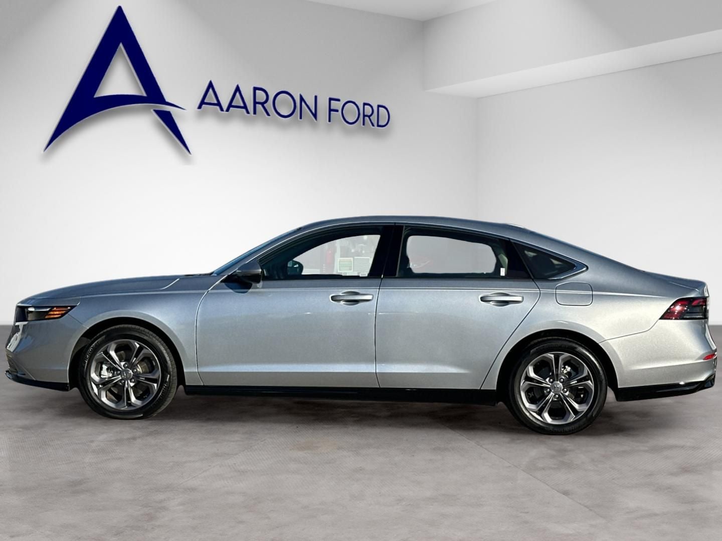 2025 Honda Accord Hybrid EX-L photo 2