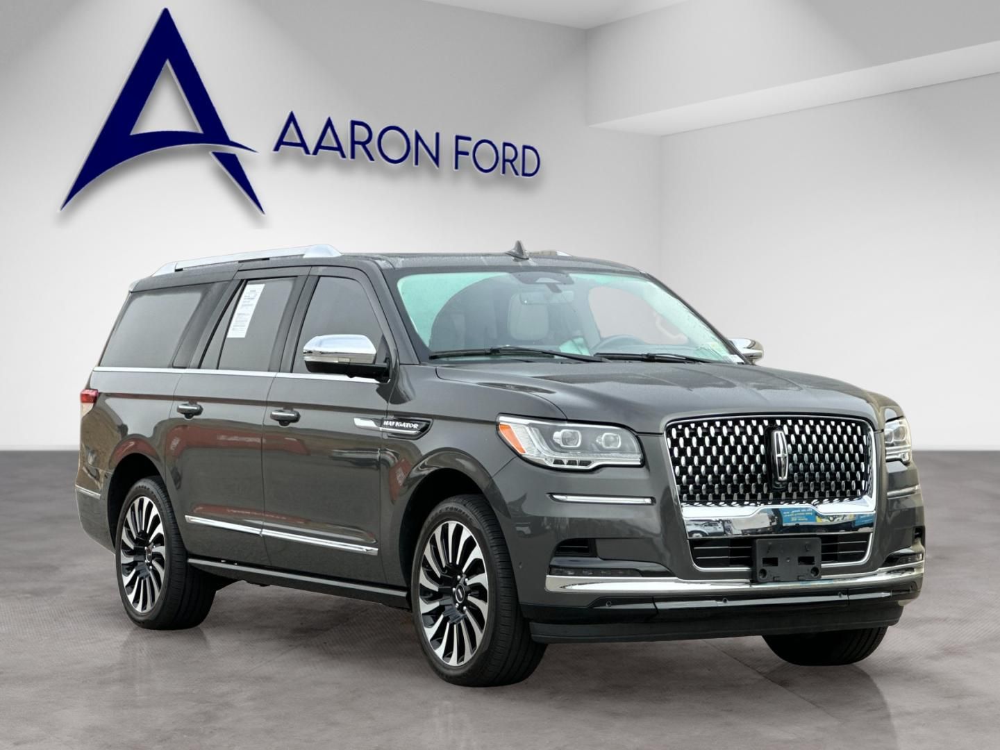 2022 Lincoln Navigator L Black Label photo 3