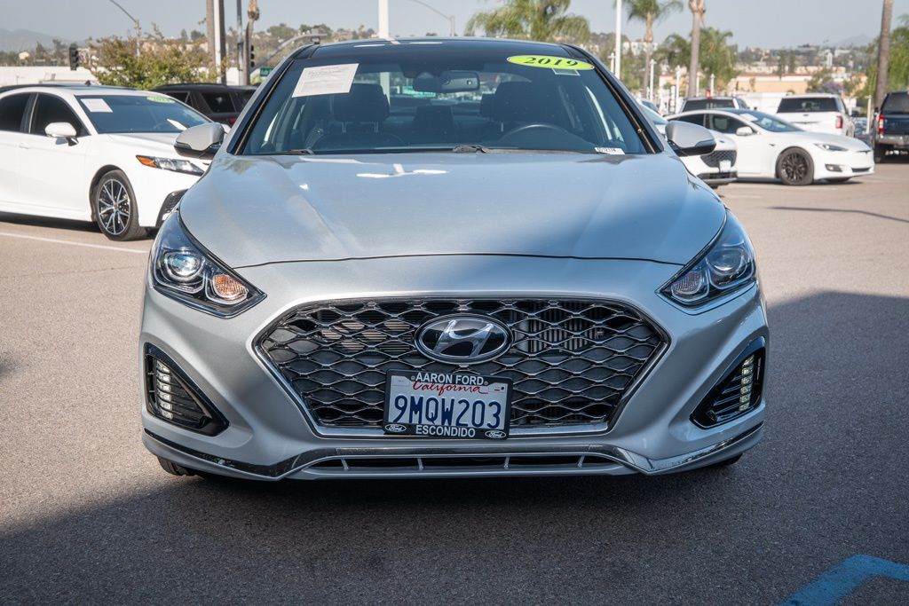 2019 Hyundai Sonata Limited photo 2