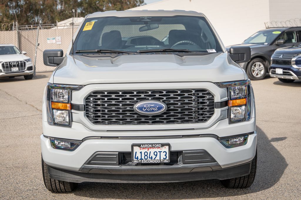 2023 Ford F-150 XL photo 2