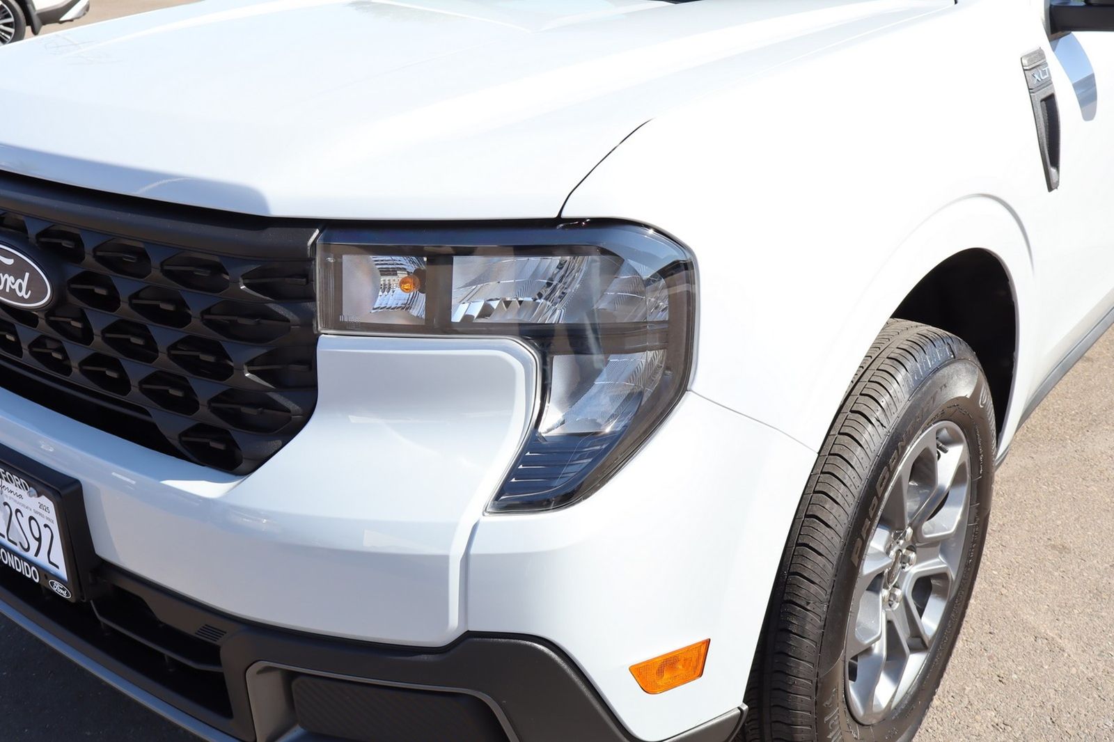 2025 Ford Maverick XLT - Photo 8