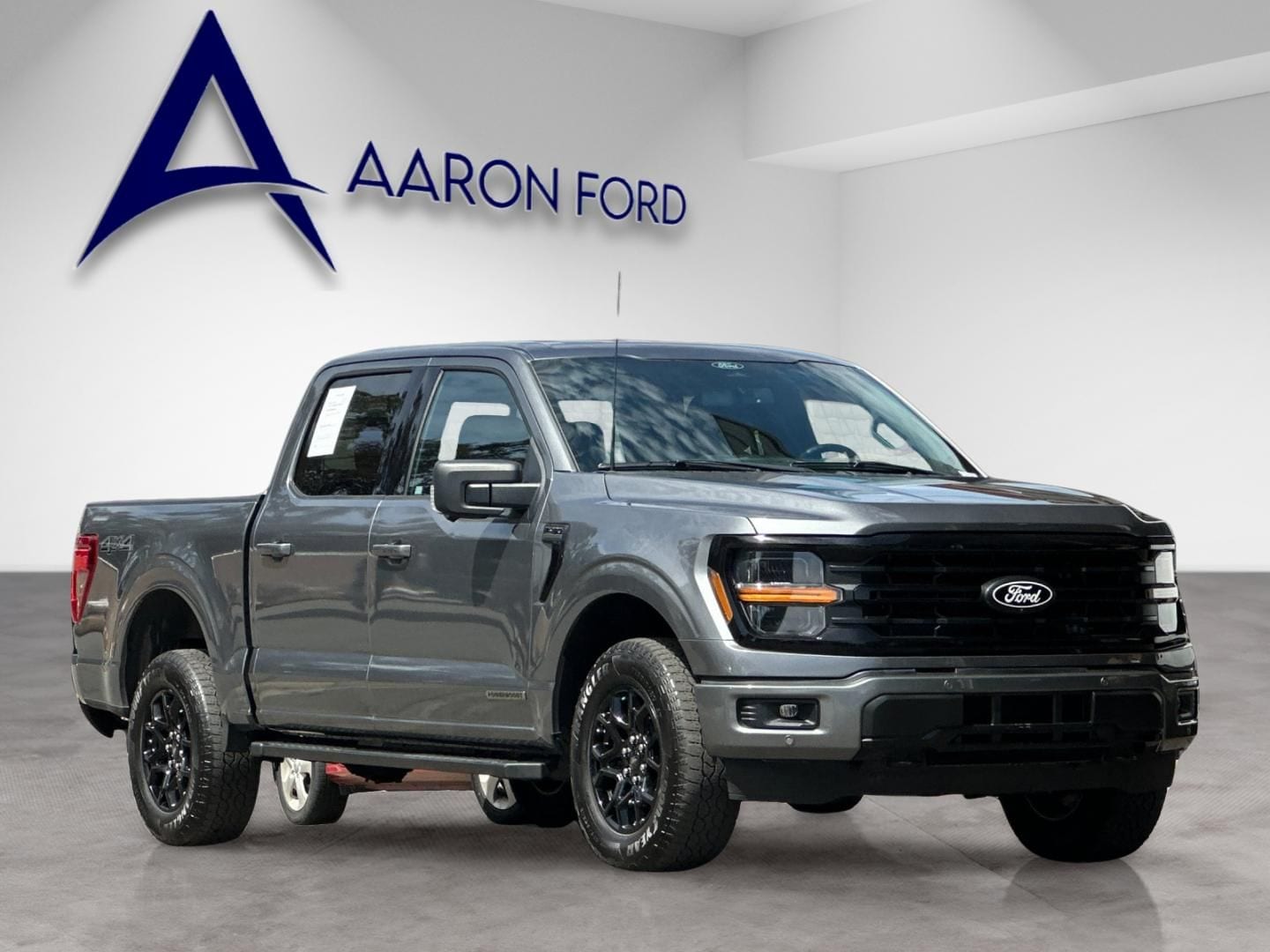 2024 Ford F-150 XLT photo 3