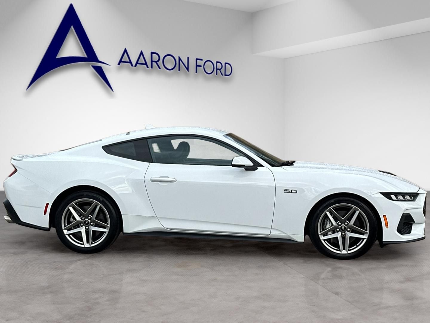 2024 Ford Mustang GT Premium photo 6