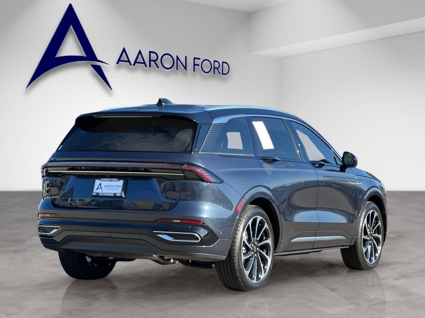 2024 Lincoln Nautilus Black Label photo 5