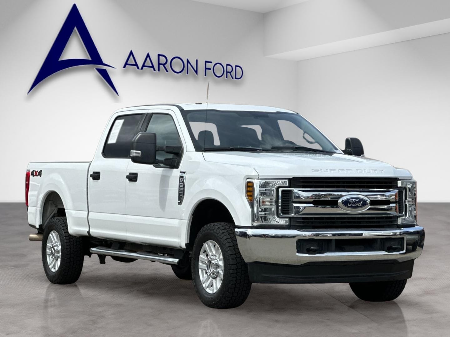 2018 Ford F-250SD XLT photo 3