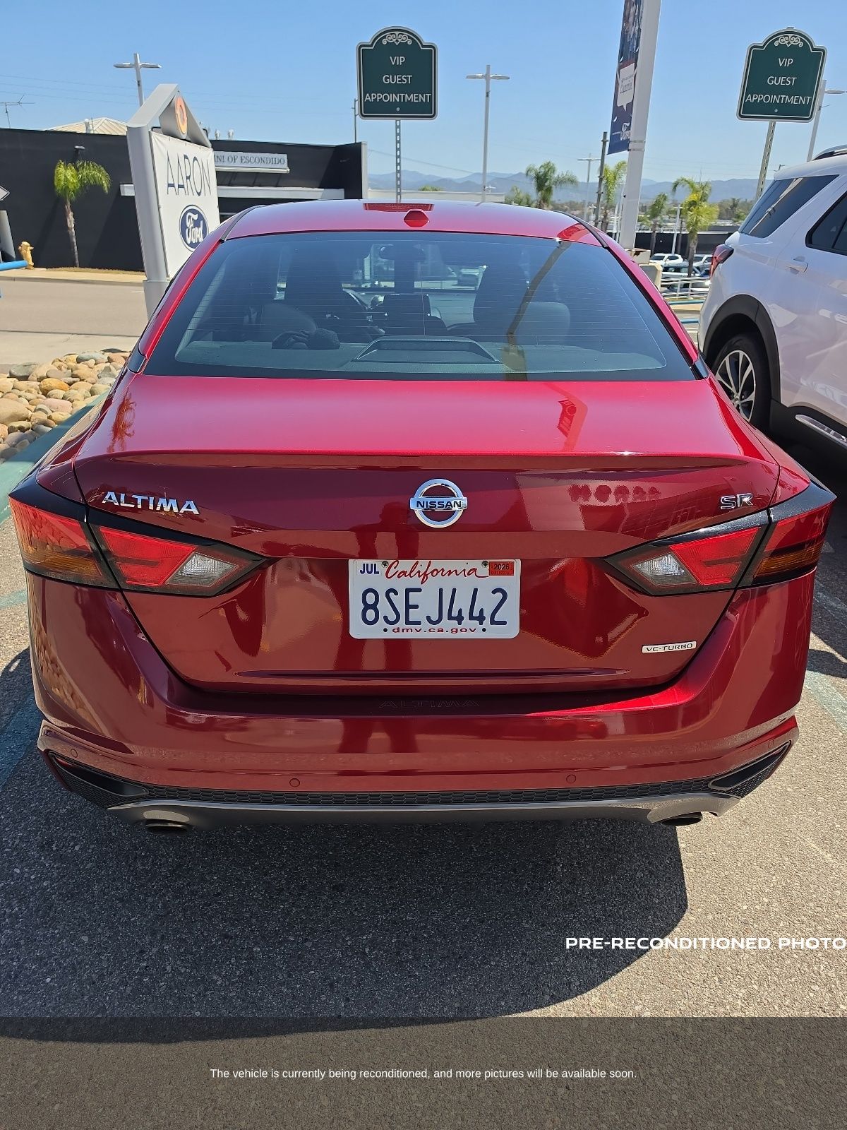 2020 Nissan Altima 2.0 SR photo 2