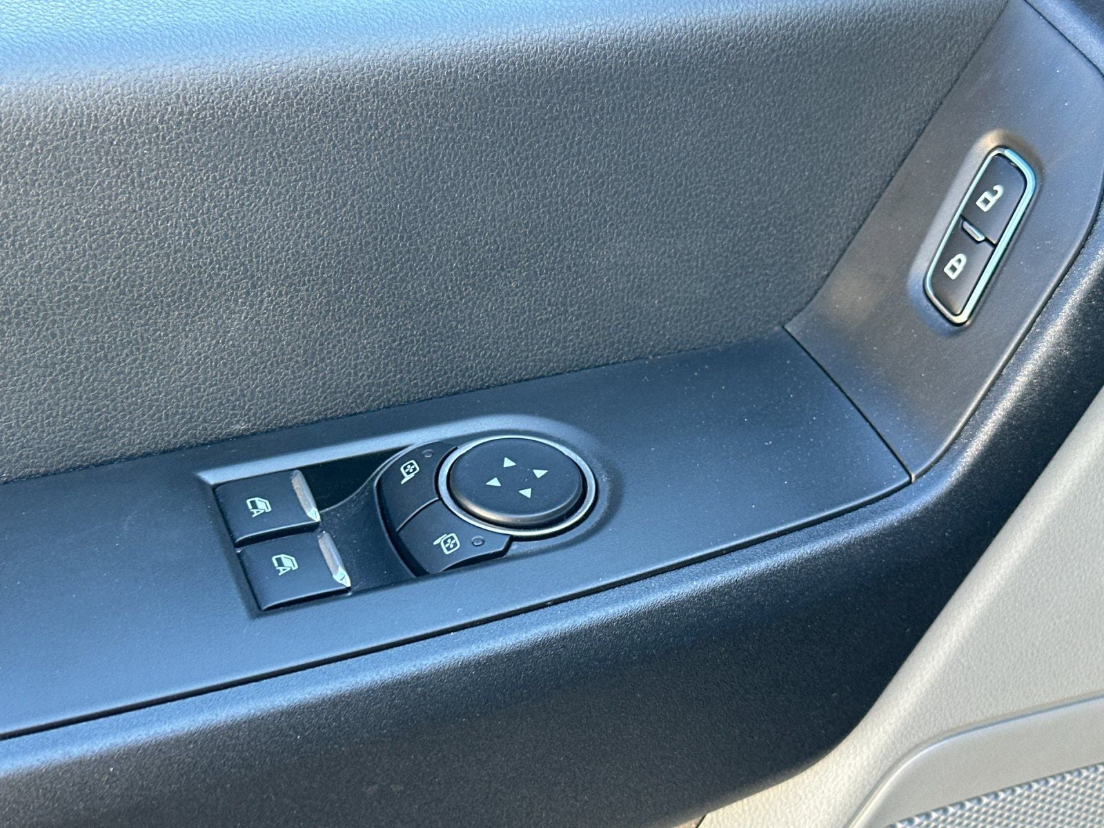 2025 Ford F-550 Super Duty Chassis Cab XL - Photo 12