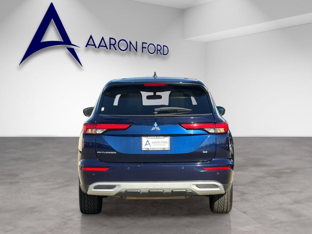 Used 2023 Mitsubishi Outlander SE SUV