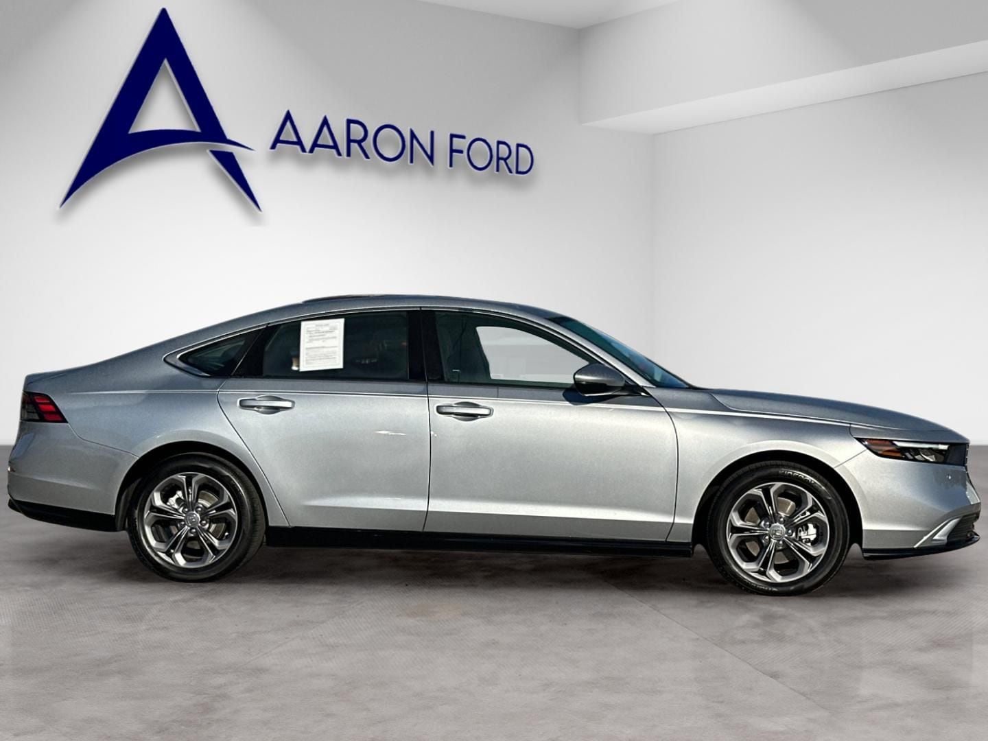 2025 Honda Accord Hybrid EX-L photo 6