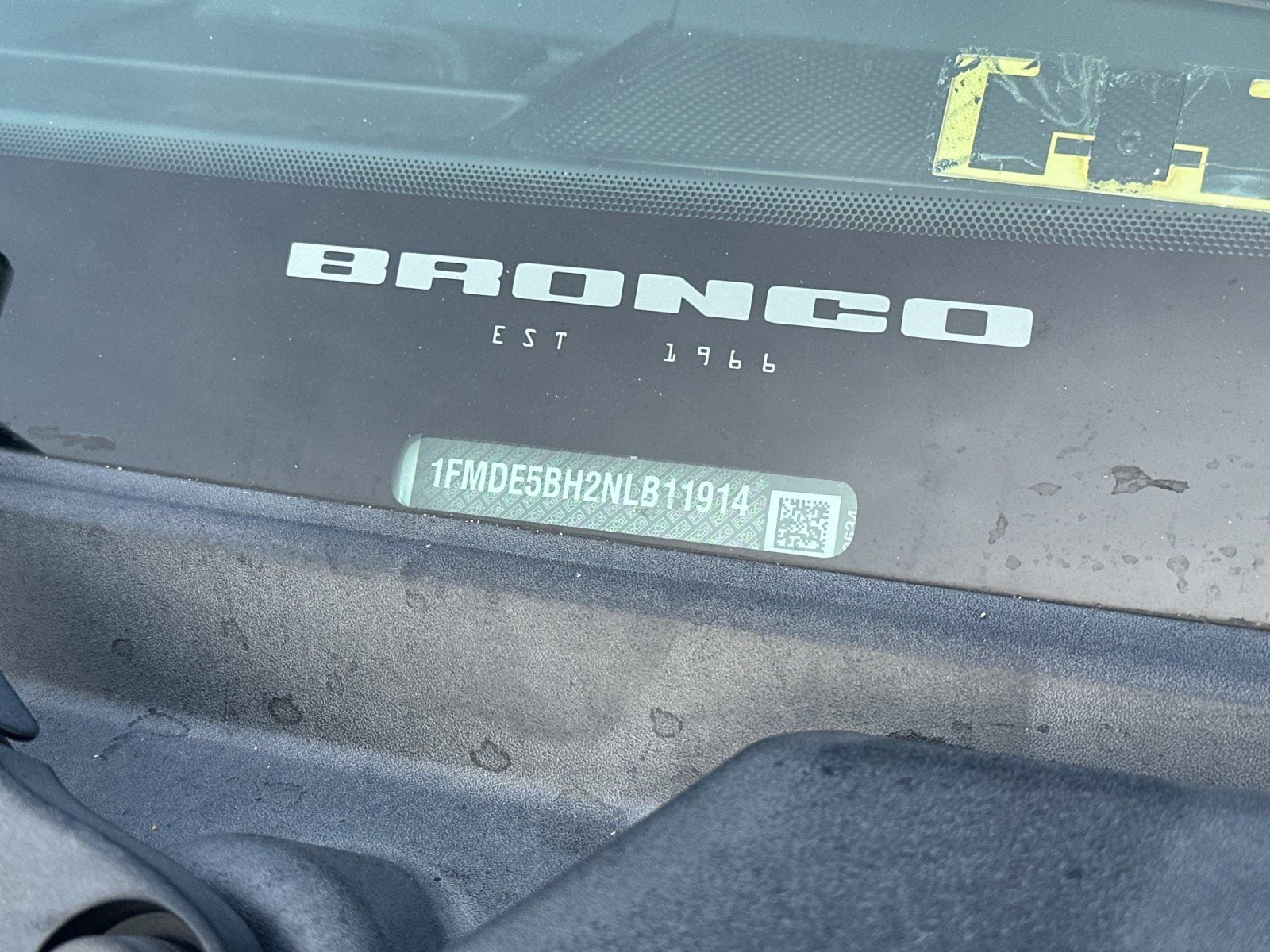 2022 Ford Bronco Outer Banks photo 2