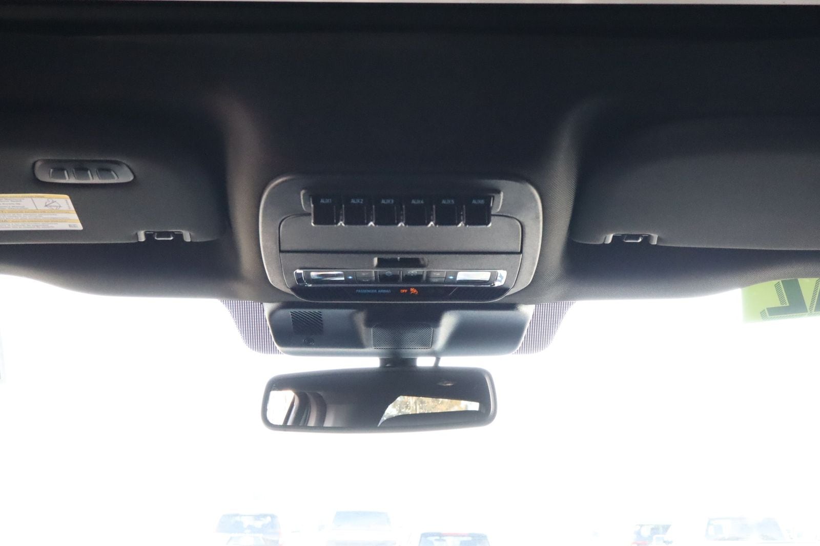2025 Ford F-150 Raptor - Photo 34
