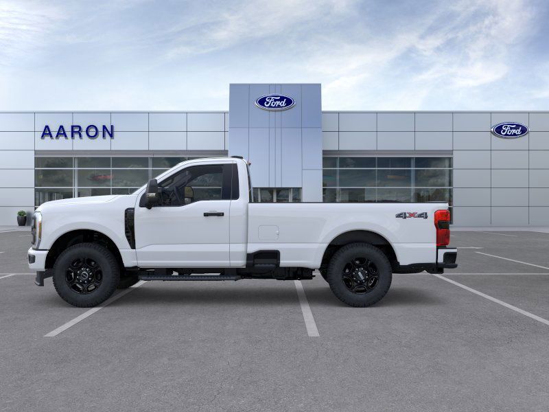 2025 Ford F-350 photo 3