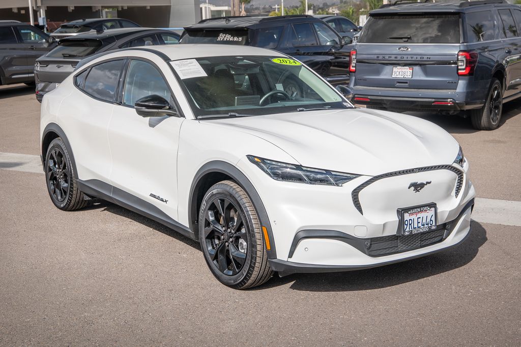 2024 Ford Mustang Mach-E Select photo 3