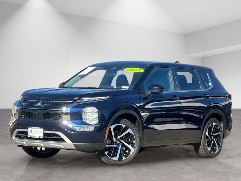 Used 2023 Mitsubishi Outlander SE SUV