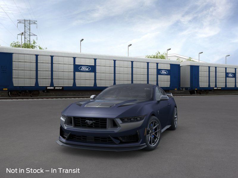 2025 Ford Mustang Dark Horse photo 2
