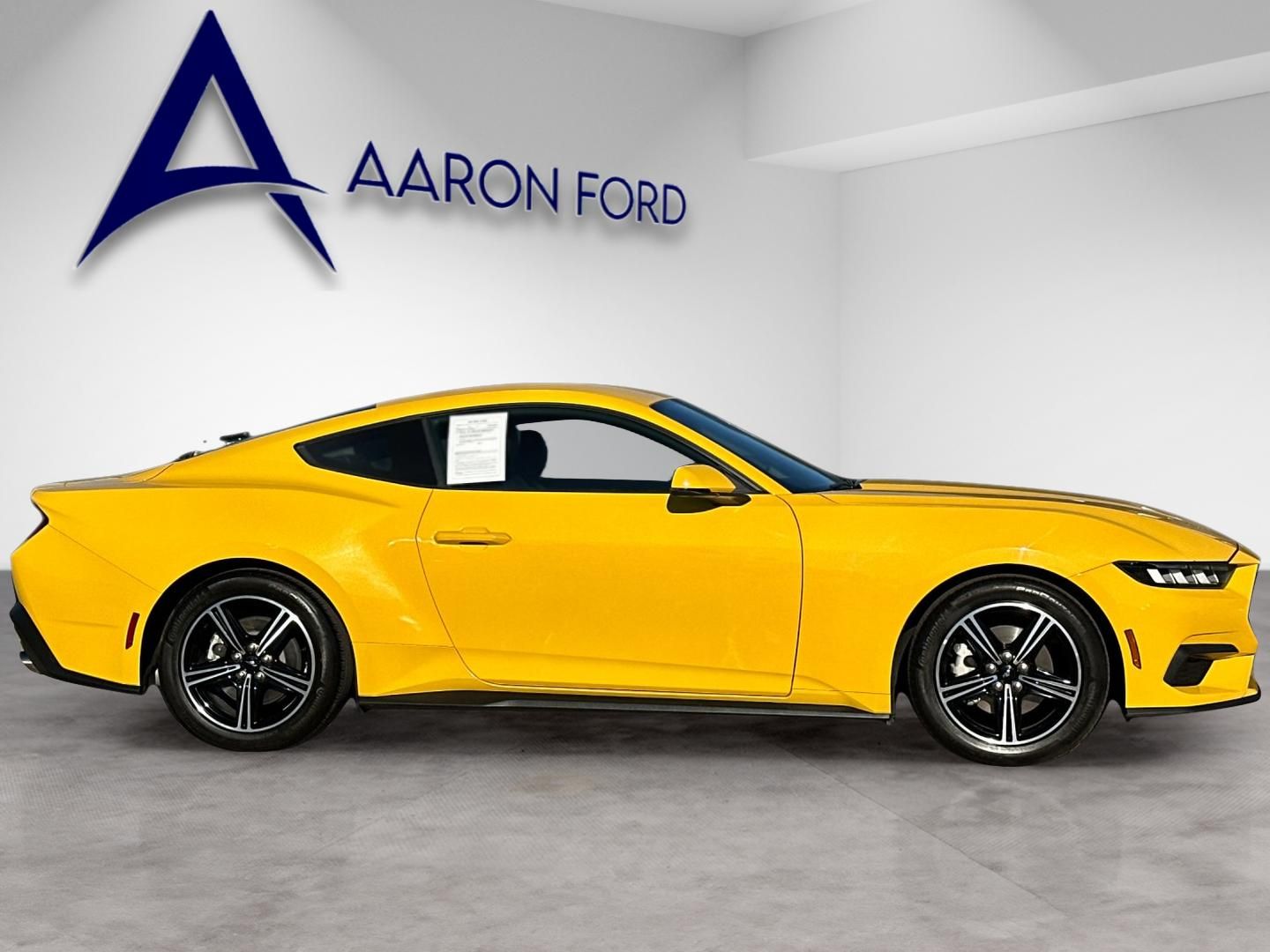 2024 Ford Mustang Ecoboost Premium photo 6