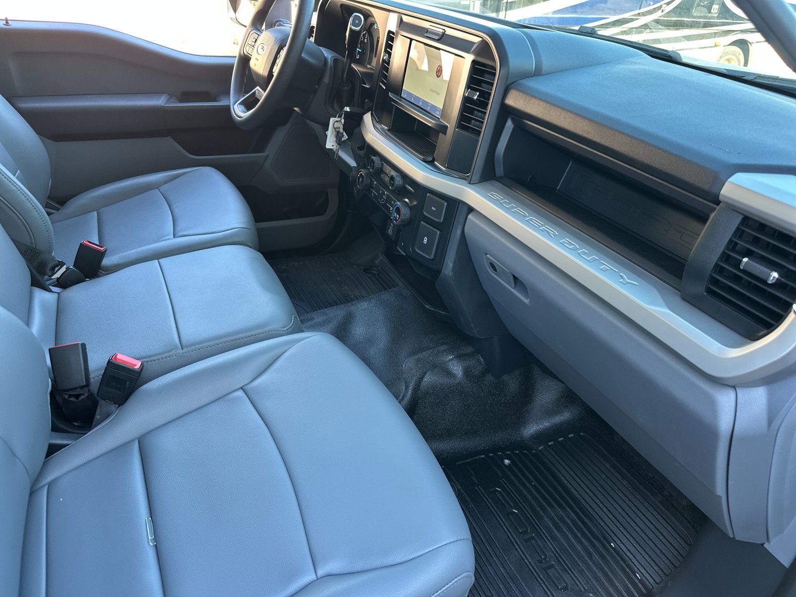 2025 Ford F-550 Super Duty Chassis Cab XL - Photo 16