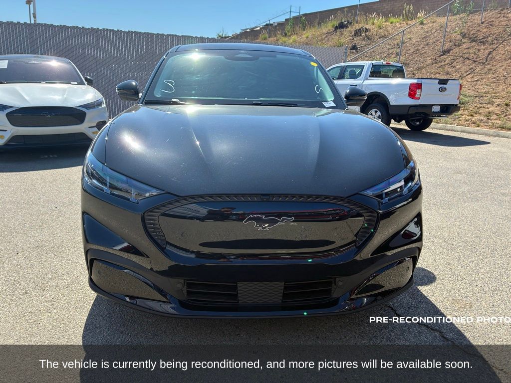2025 Ford Mustang Mach-E Select photo 2
