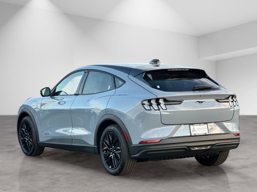 2025 Ford Mustang Mach-E Select photo 3