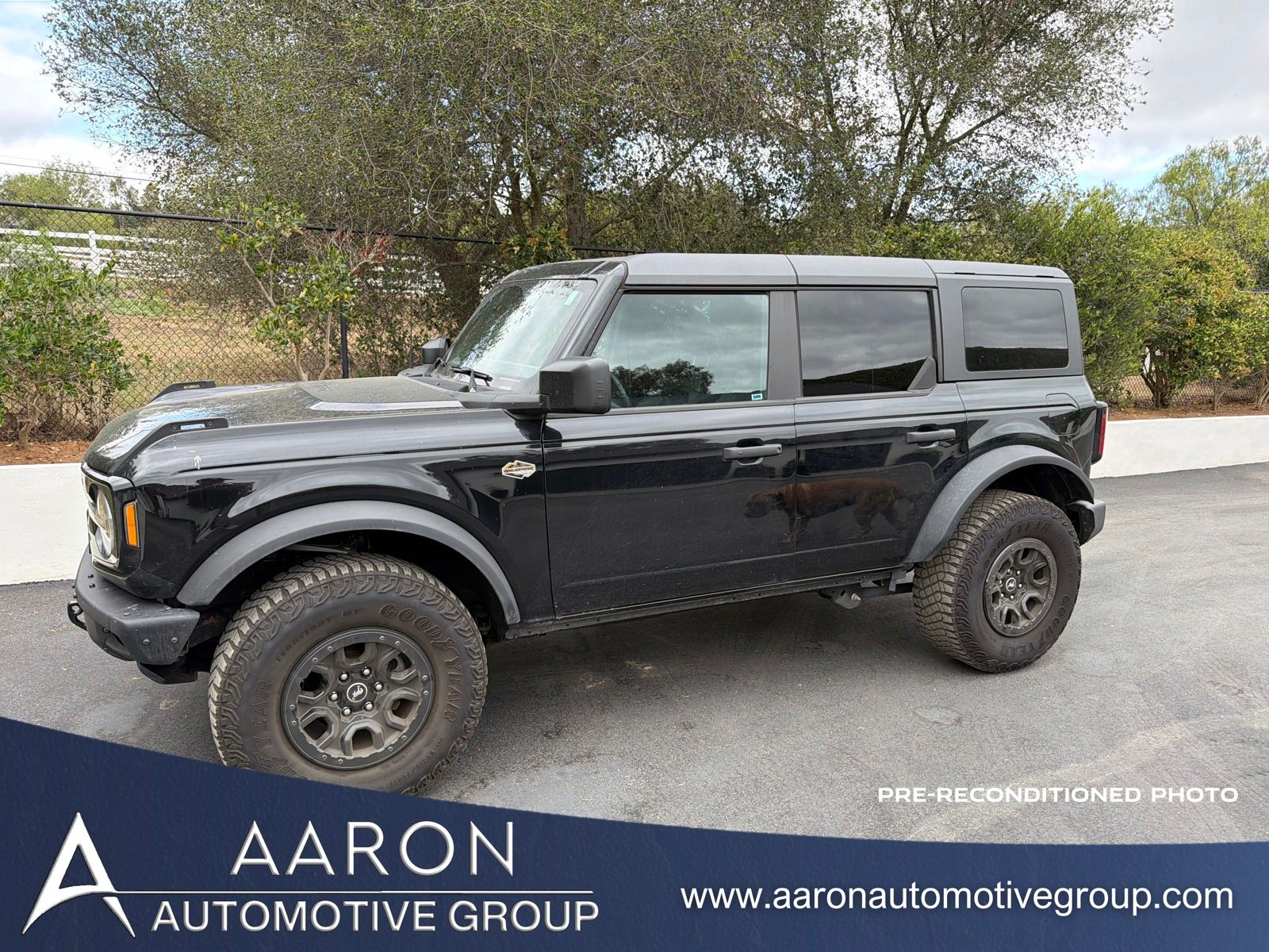 2024 Ford Bronco Wildtrak 4x4's photo