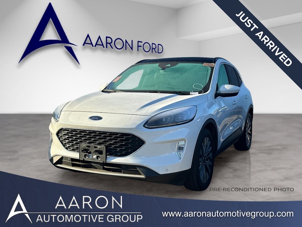 Used 2022 Ford Escape Titanium SUV