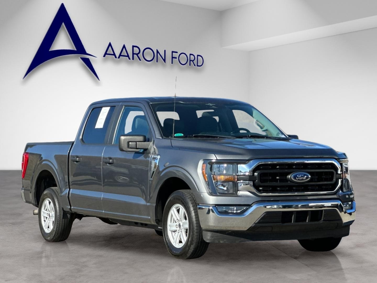 2023 Ford F-150 XLT photo 3