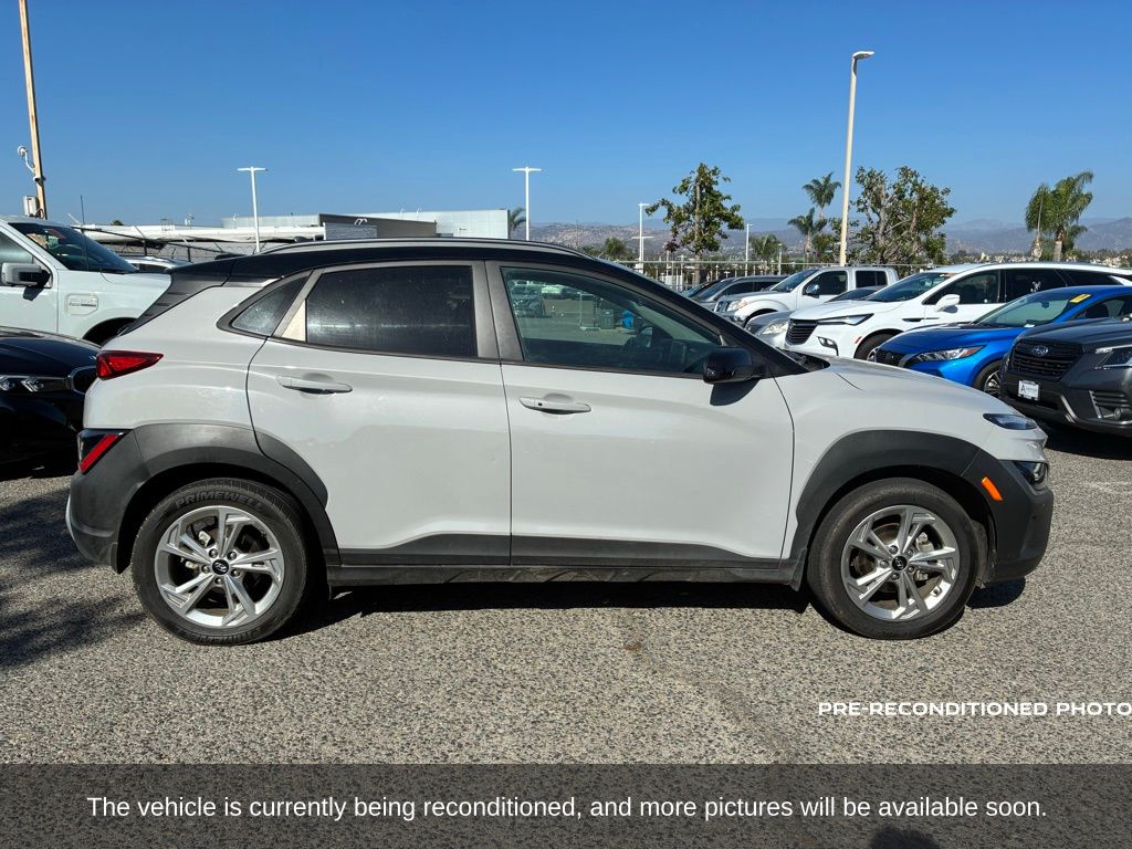 2023 Hyundai Kona SEL photo 4