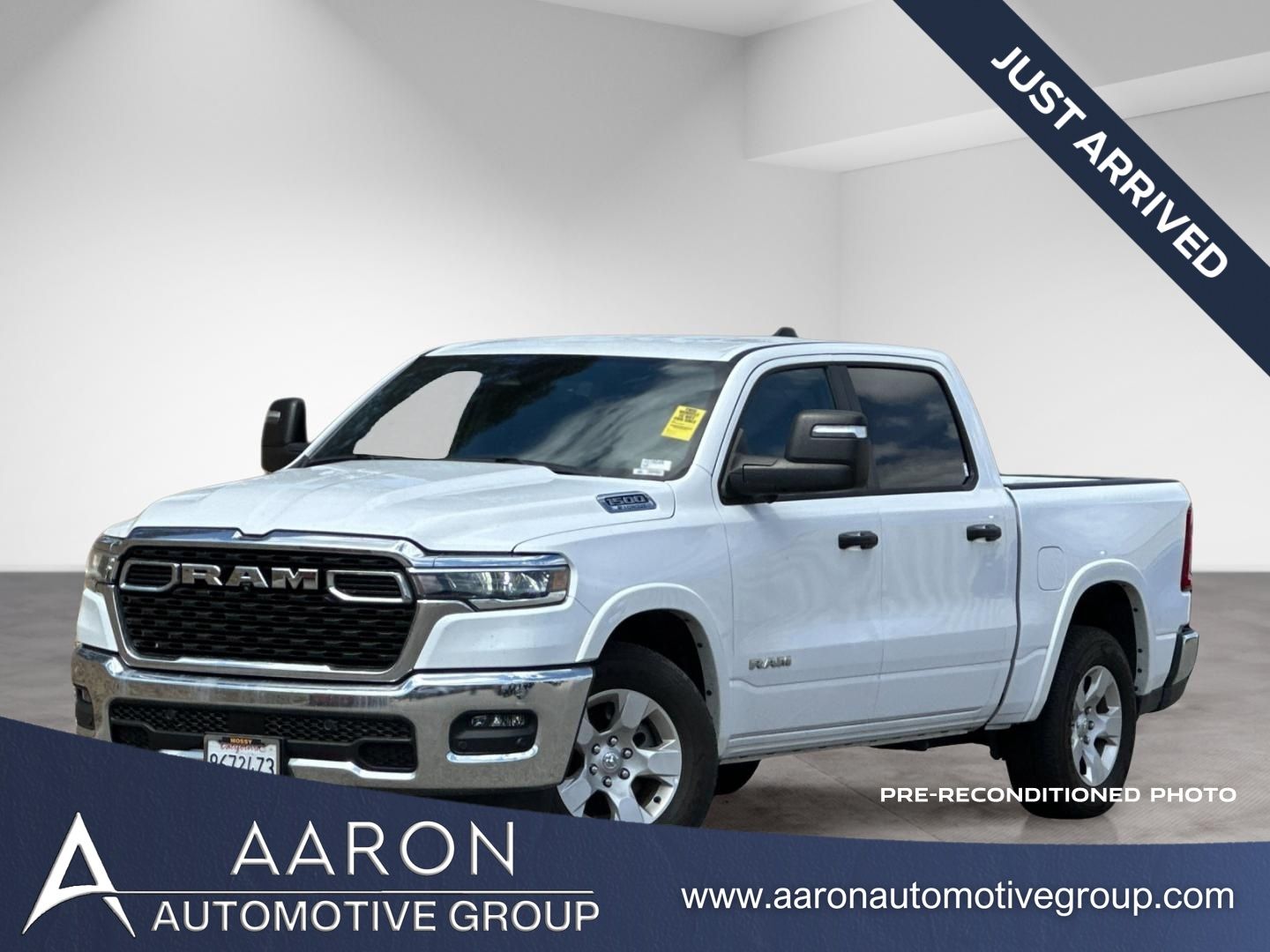 2025 RAM 1500 Big Horn/Lone Star Crew Cab 5'7's photo