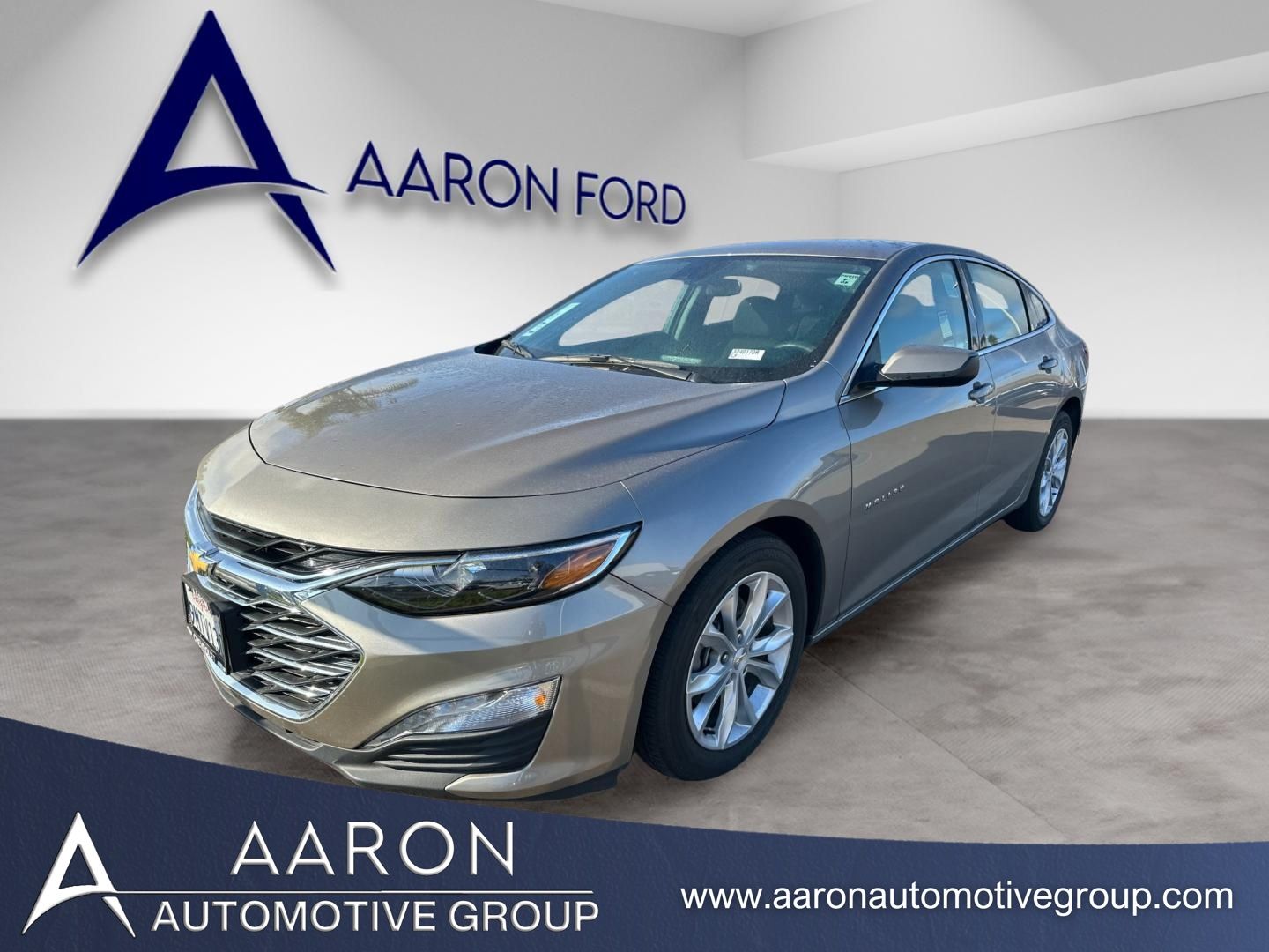 2024 Chevrolet Malibu LT photo 1