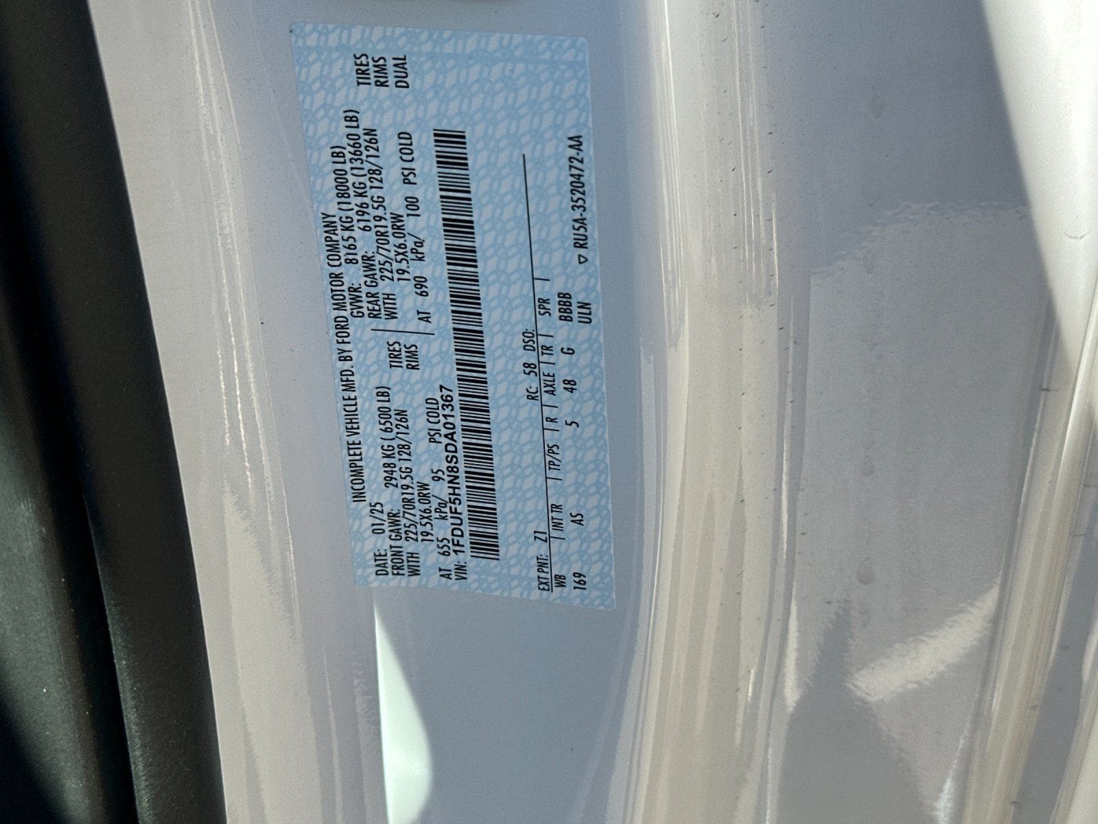 2025 Ford F-550 Super Duty Chassis Cab XL - Photo 32