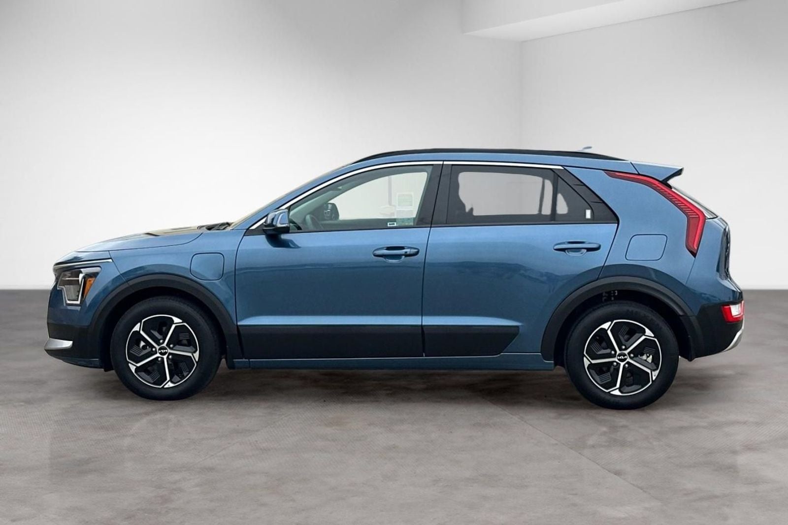 KNDCS3LF7R5165942