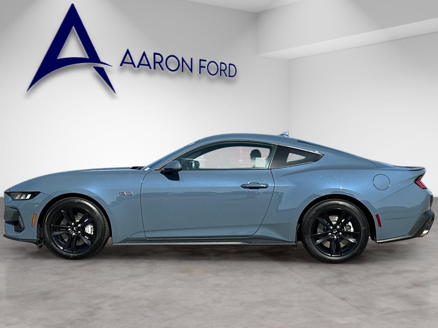 2024 Ford Mustang GT photo 2