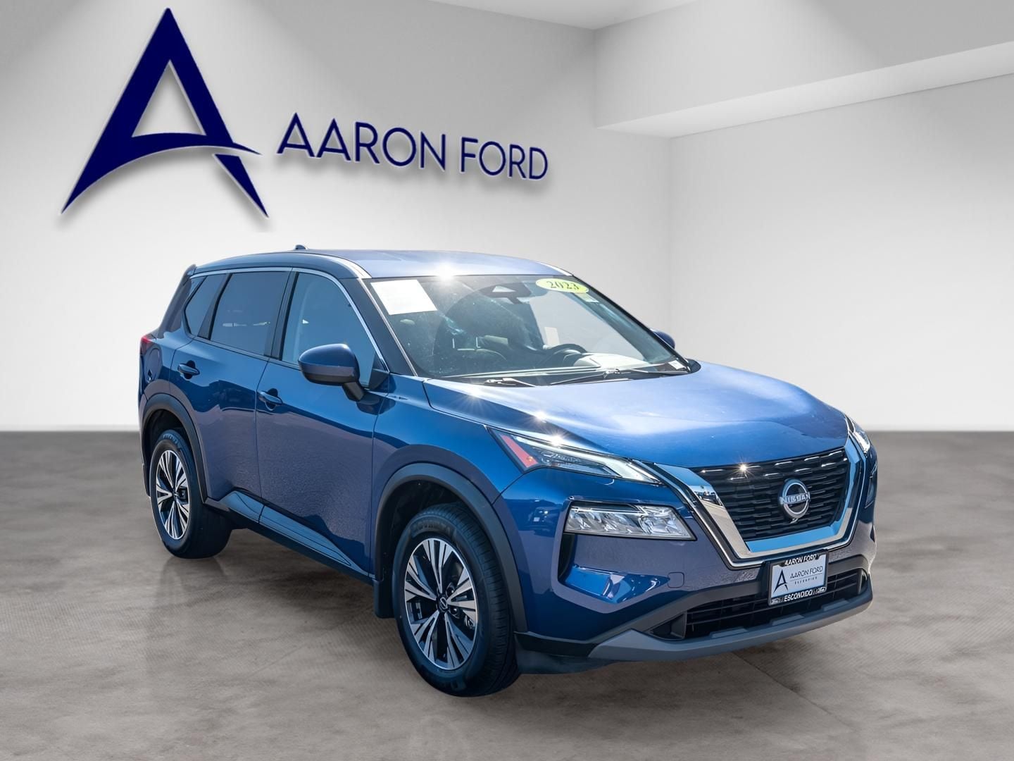 2023 Nissan Rogue SV photo 3