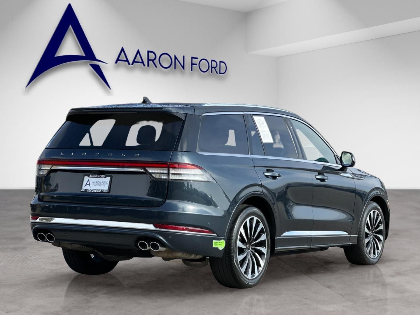 2023 Lincoln Aviator Plug-In Hybrid Black Label Grand Touring photo 5