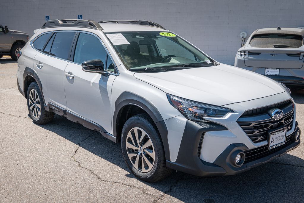 2024 Subaru Outback Premium photo 2