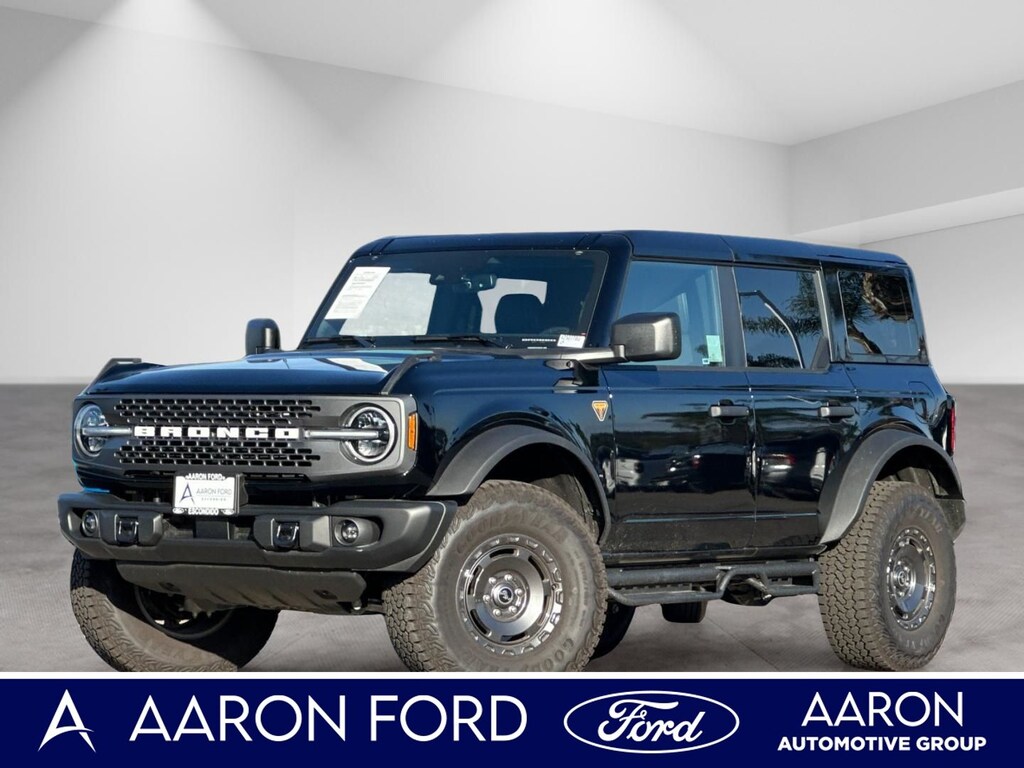 New 2025 Ford Bronco Badlands SUV