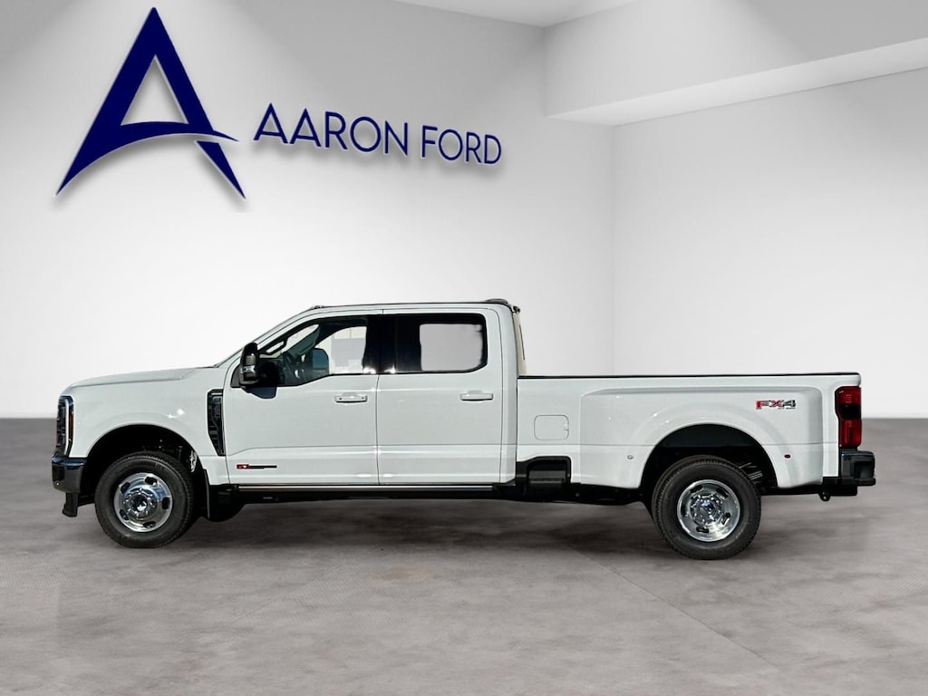 New 2026 Ford F-350SD Lariat DRW Truck