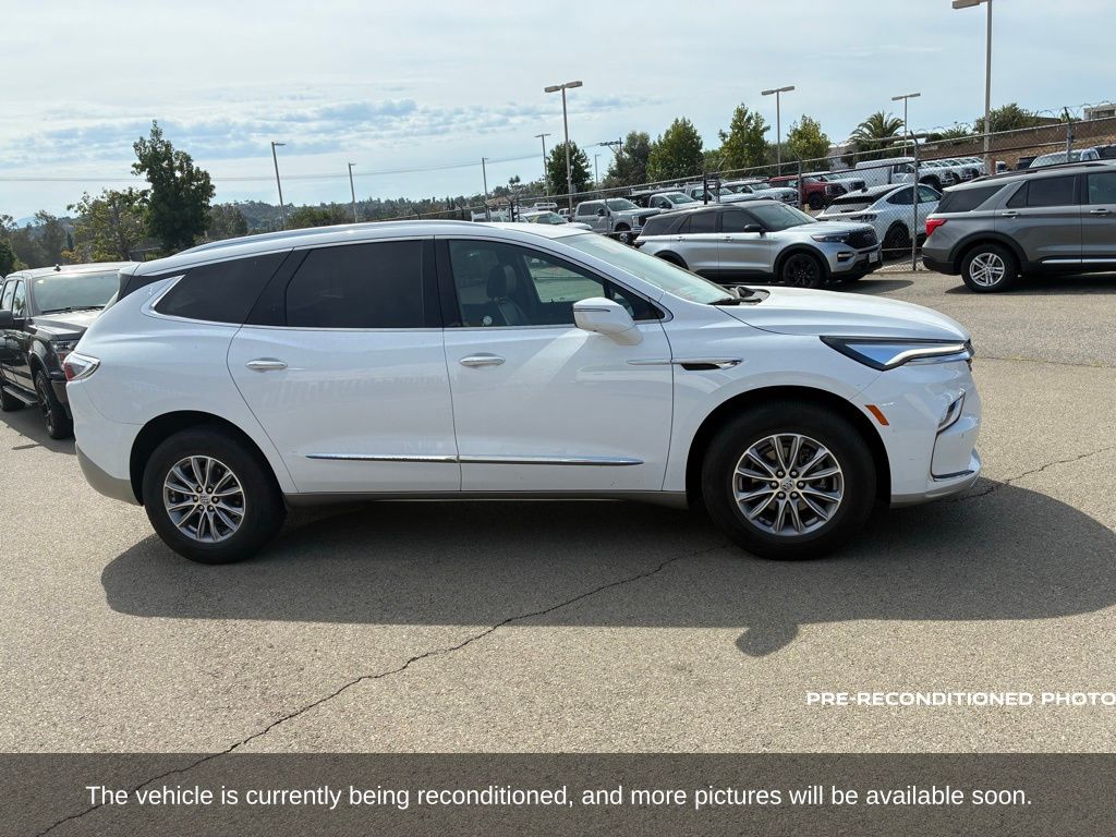 2024 Buick Enclave Premium photo 4