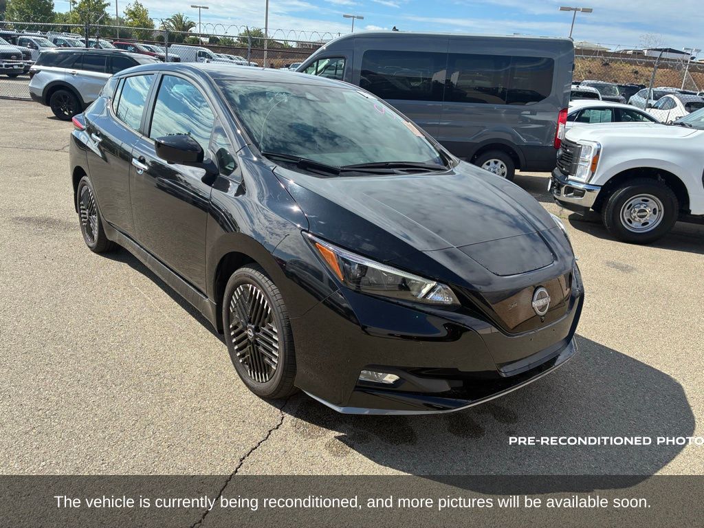 2024 Nissan Leaf SV Plus photo 3