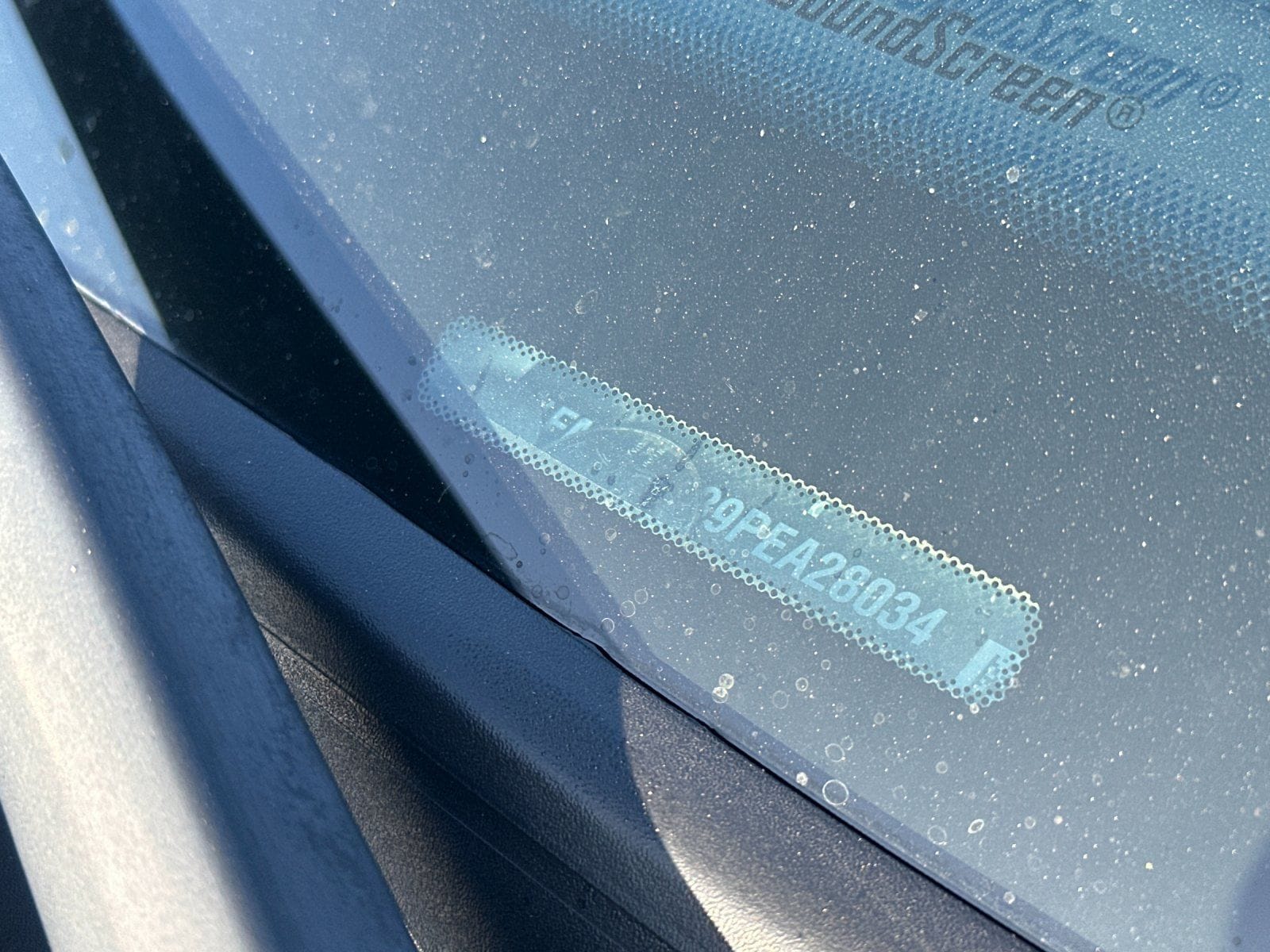 2023 Ford Expedition Limited photo 2