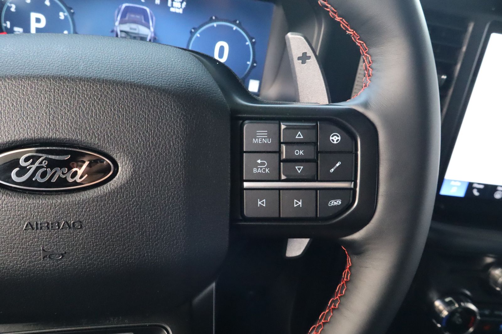 2025 Ford F-150 Raptor - Photo 26