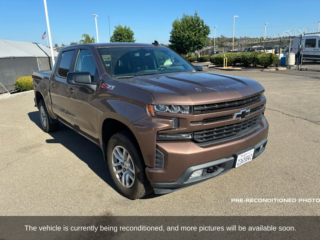 2019 Chevrolet Silverado 1500 RST photo 3