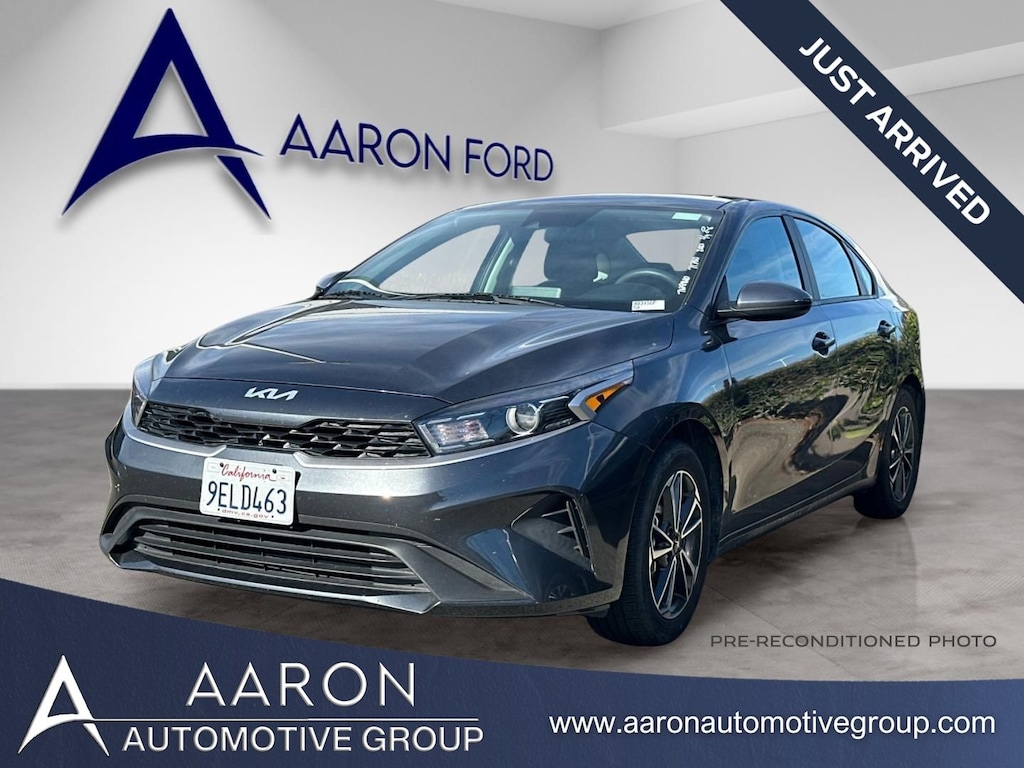 Used 2023 Kia Forte LXS Sedan